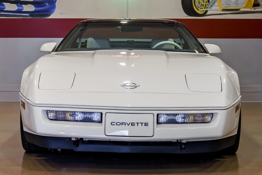 1988 Chevrolet Corvette C4 - Image 2 of 31