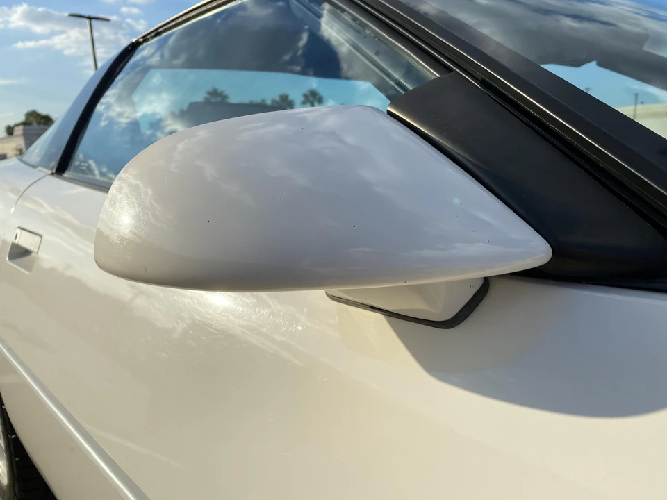 1988 Chevrolet Corvette C4 - Image 11 of 31