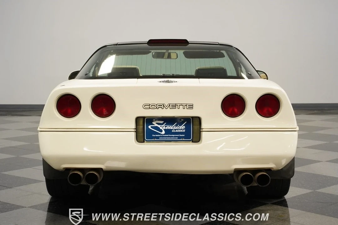 1988 Chevrolet Corvette C4 - Image 11 of 12