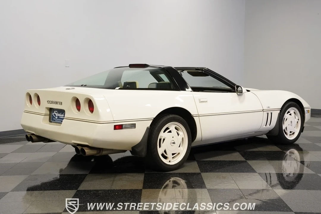 1988 Chevrolet Corvette C4 - Image 13 of 21