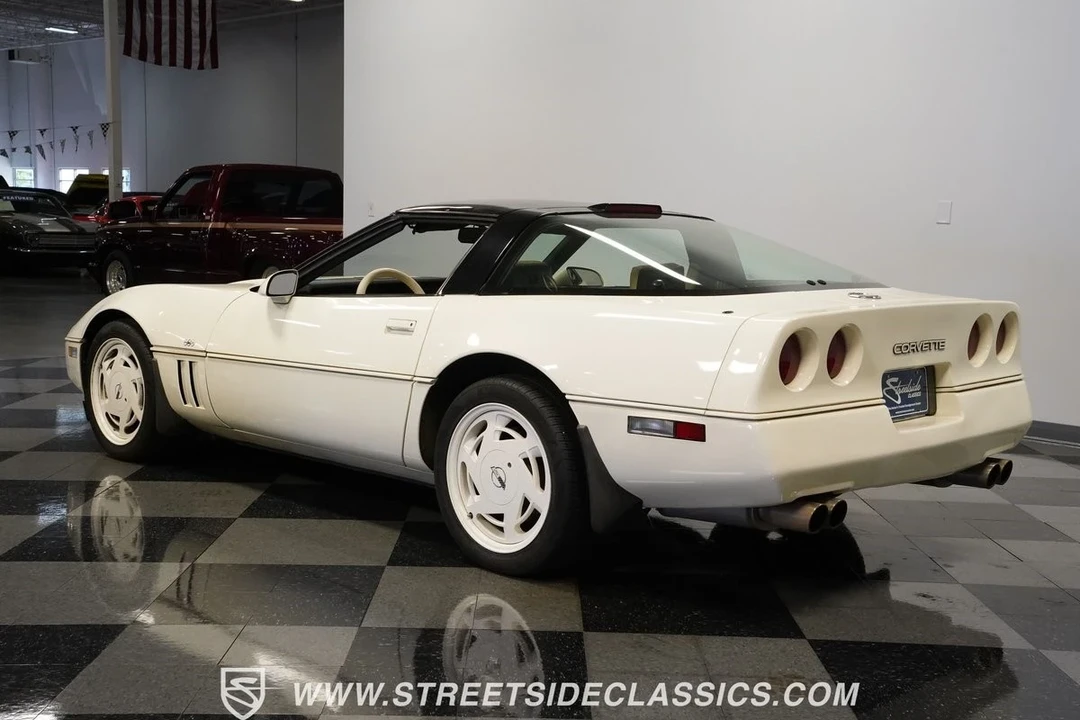 1988 Chevrolet Corvette C4 - Image 10 of 12