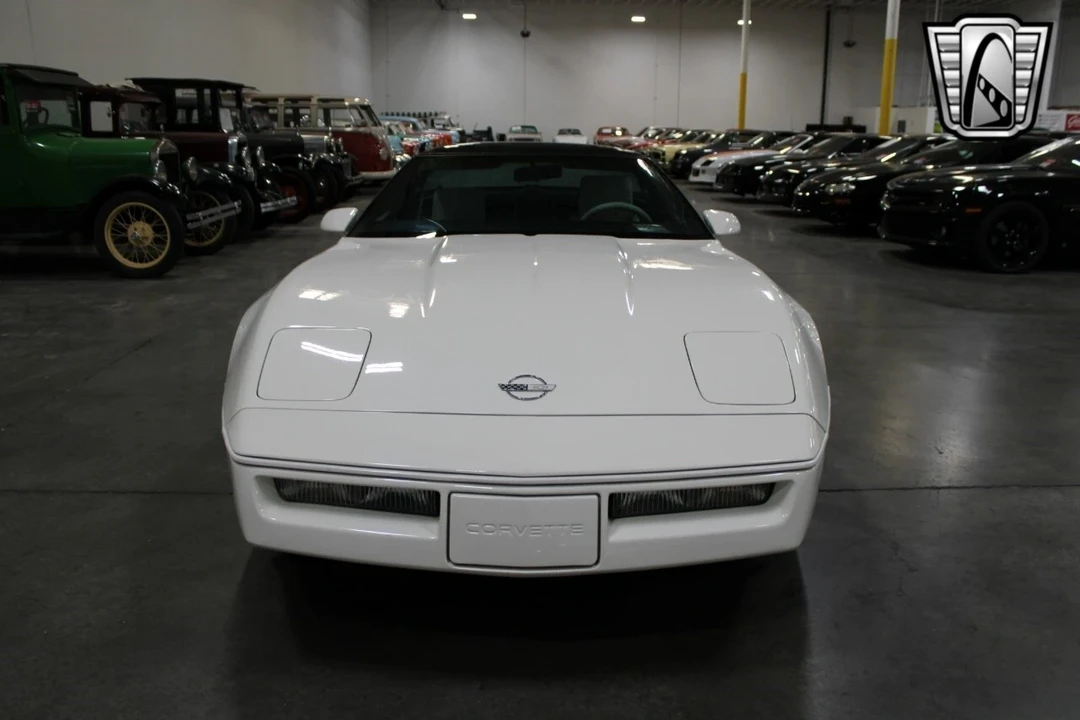 1988 Chevrolet Corvette C4 - Image 3 of 12