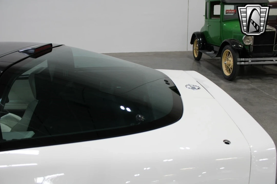 1988 Chevrolet Corvette C4 - Image 12 of 12