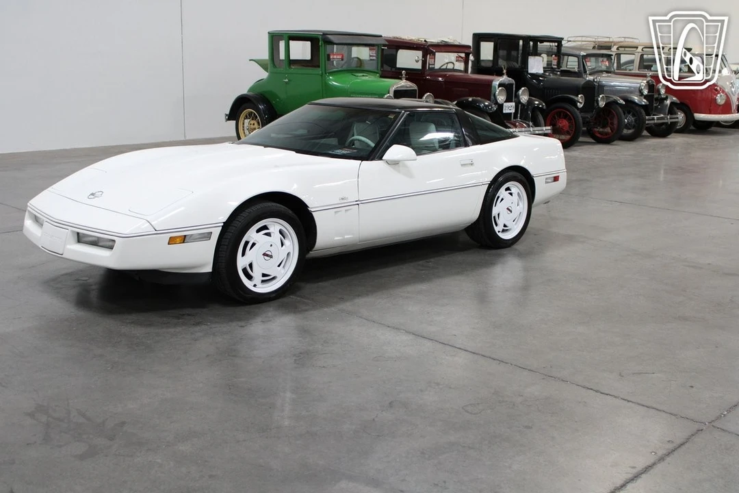 1988 Chevrolet Corvette C4 - Image 3 of 12