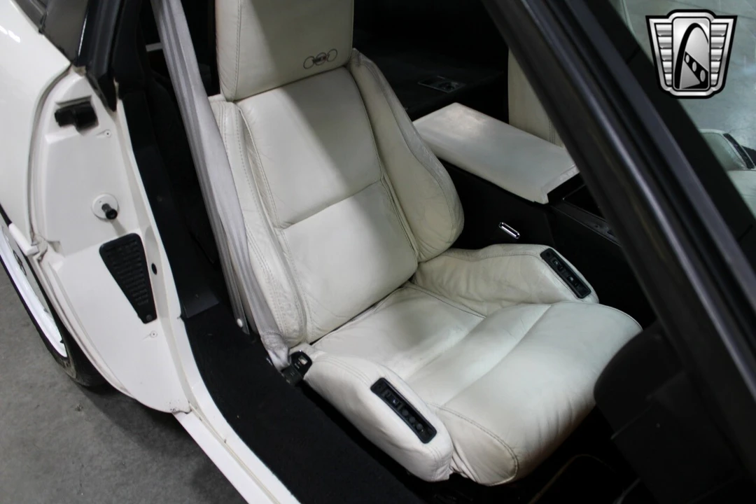 1988 Chevrolet Corvette C4 - Image 21 of 21