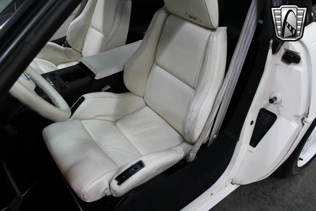 1988 Chevrolet Corvette C4 - Image 20 of 21
