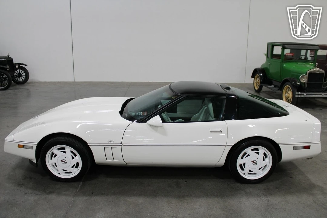 1988 Chevrolet Corvette C4 - Image 9 of 12