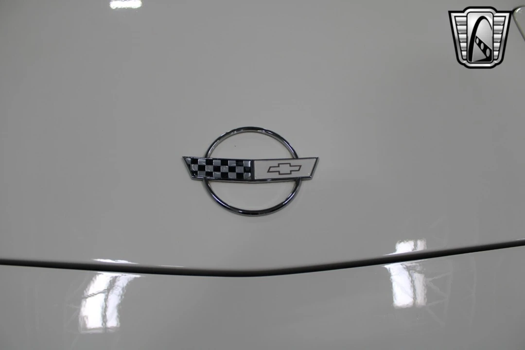 1988 Chevrolet Corvette C4 - Image 13 of 21