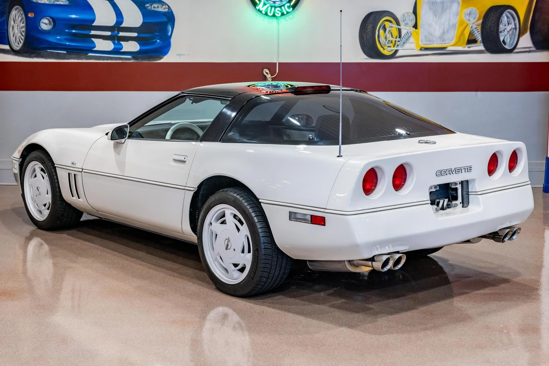 1988 Chevrolet Corvette C4 - Image 4 of 31