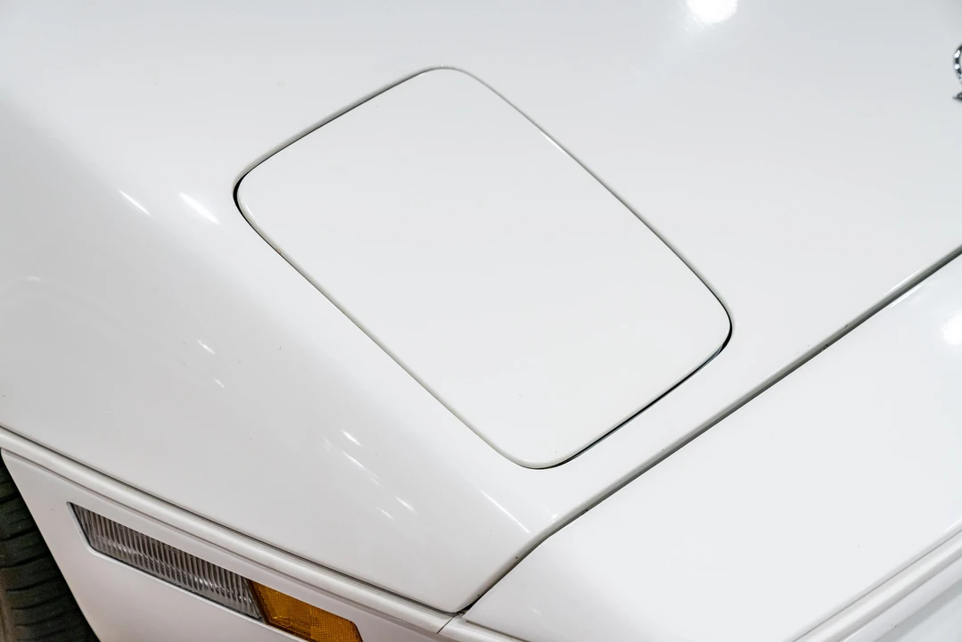 1988 Chevrolet Corvette C4 - Image 19 of 31