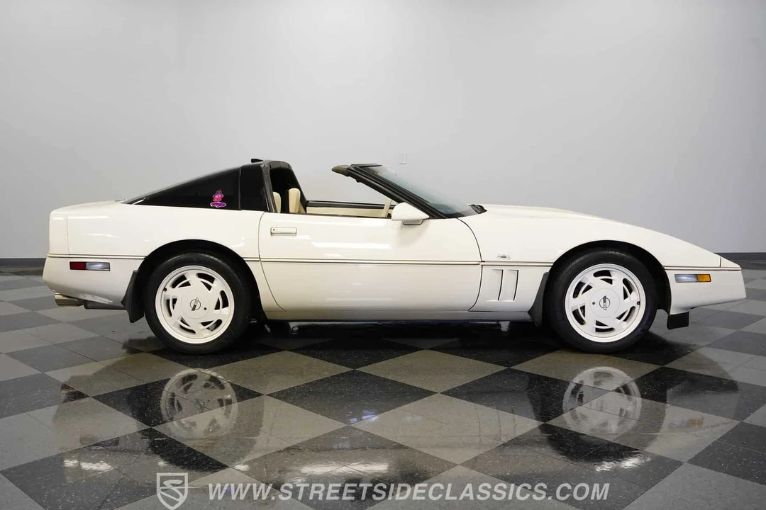 1988 Chevrolet Corvette C4 - Image 10 of 26