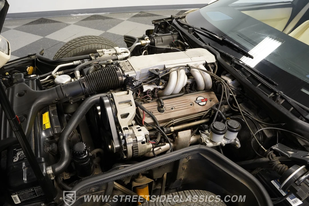 1988 Chevrolet Corvette C4 - Image 16 of 26