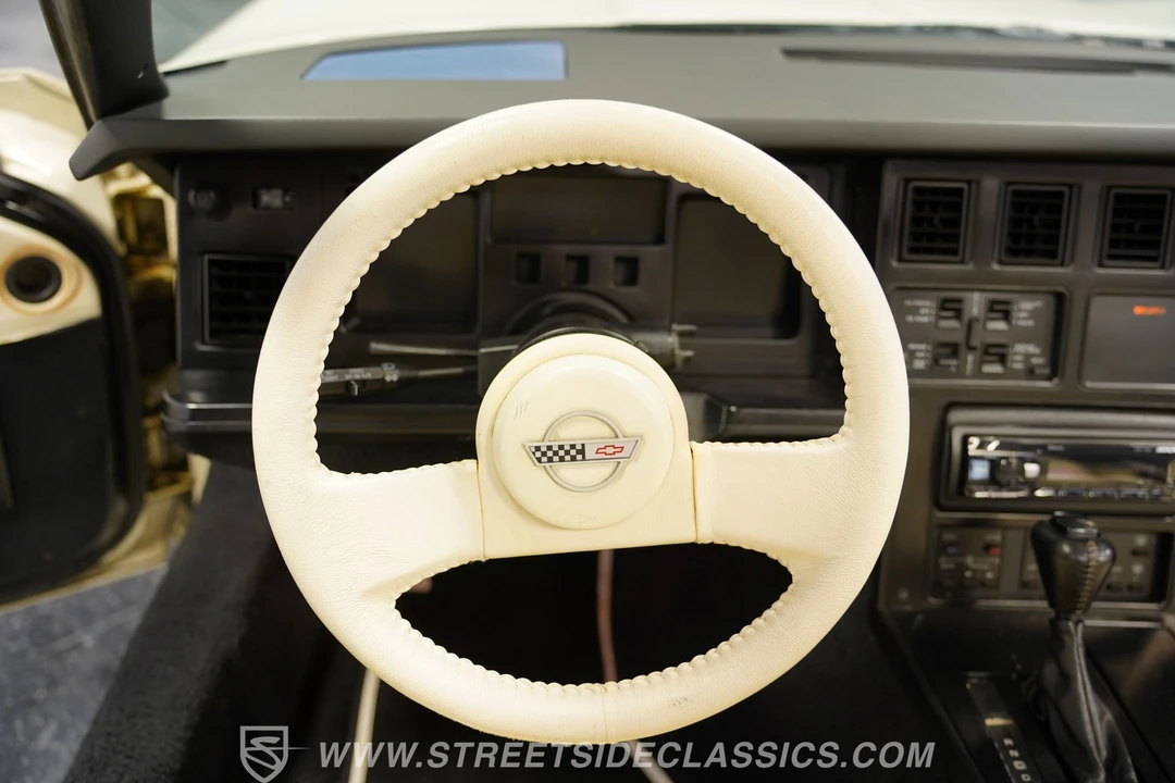 1988 Chevrolet Corvette C4 - Image 19 of 26