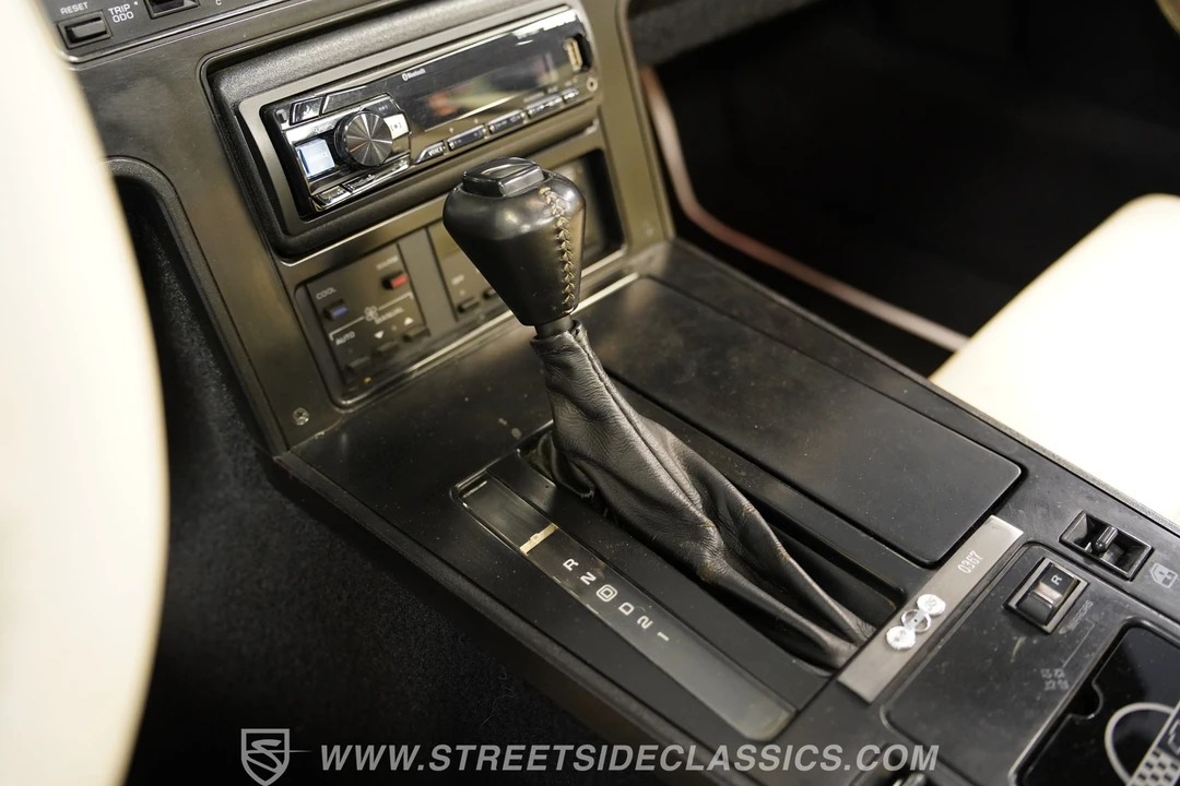 1988 Chevrolet Corvette C4 - Image 23 of 26