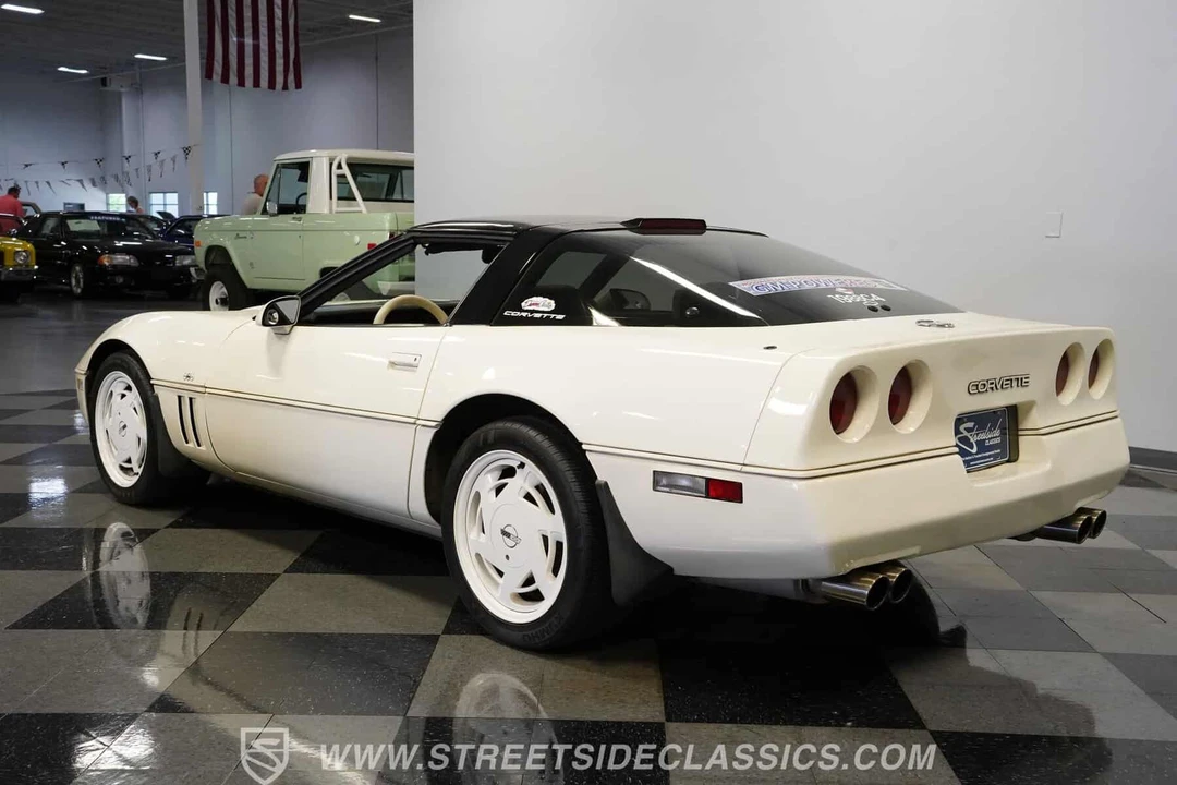 1988 Chevrolet Corvette C4 - Image 6 of 26