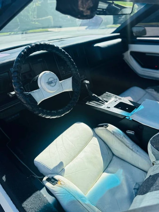 1988 Chevrolet Corvette C4 - Image 11 of 17