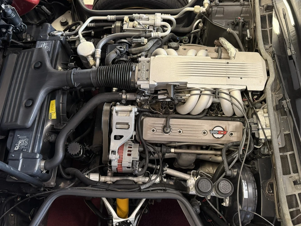 1988 Chevrolet Corvette C4 - Image 26 of 31