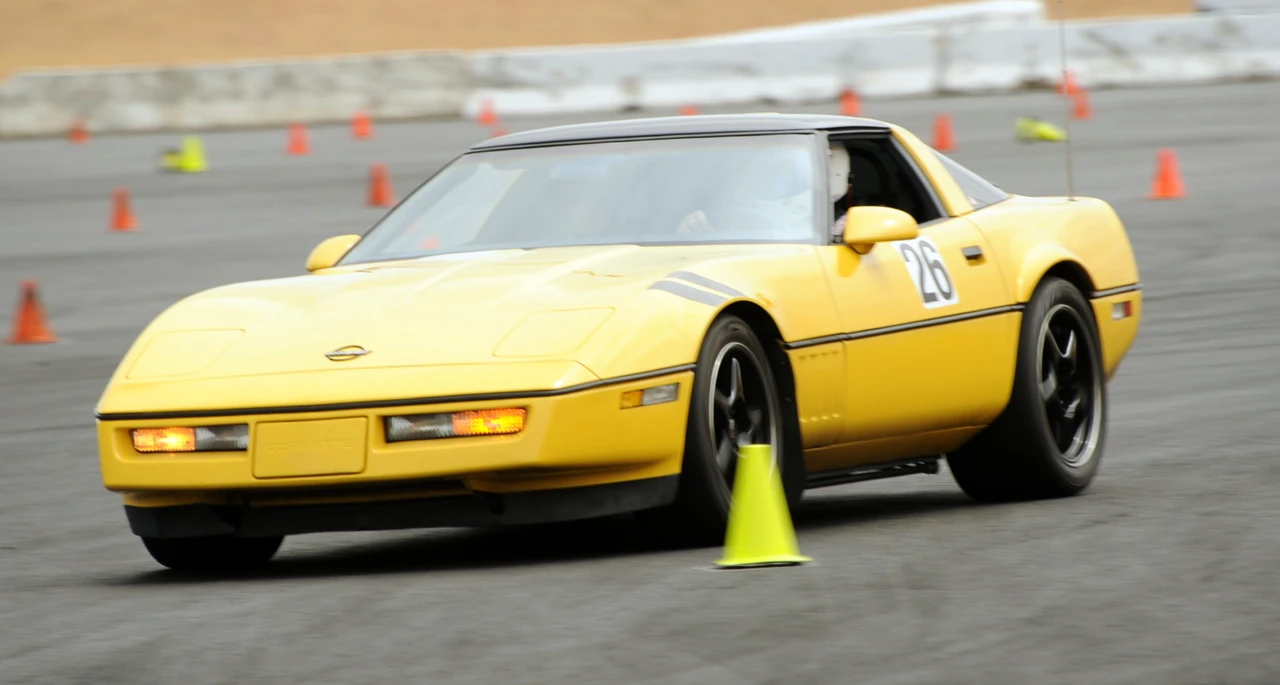 1988 Chevrolet Corvette C4 - Image 2 of 11