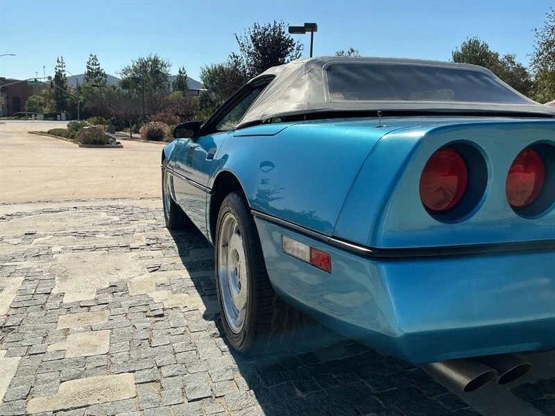 1988 Chevrolet Corvette C4 - Image 15 of 24