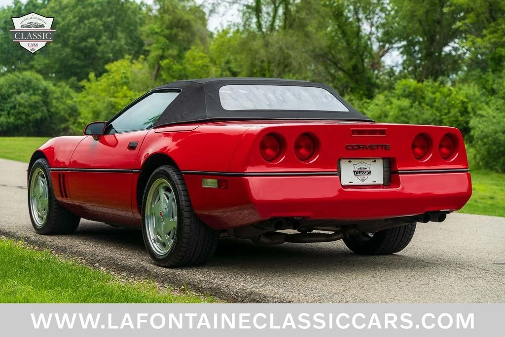 1988 Chevrolet Corvette C4 - Image 19 of 31