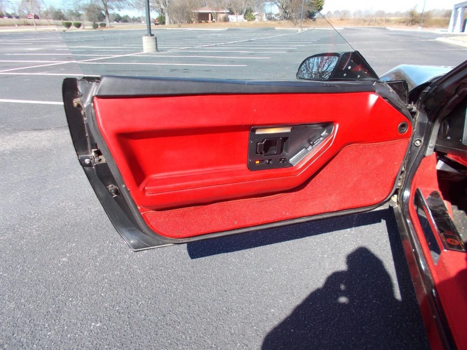 1988 Chevrolet Corvette C4 - Image 16 of 21