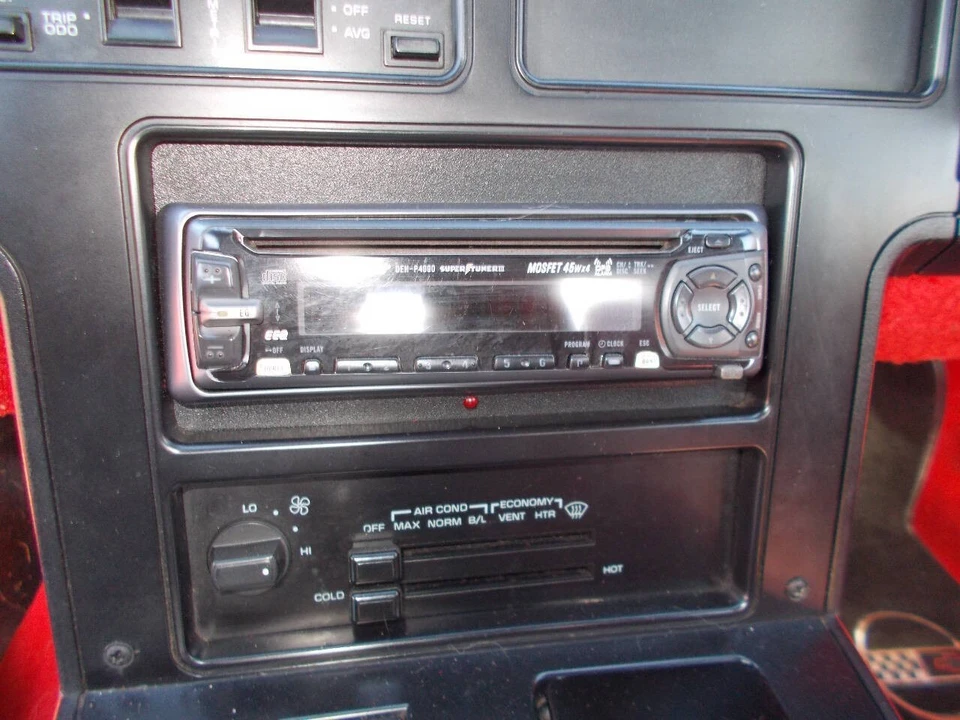 1988 Chevrolet Corvette C4 - Image 10 of 21