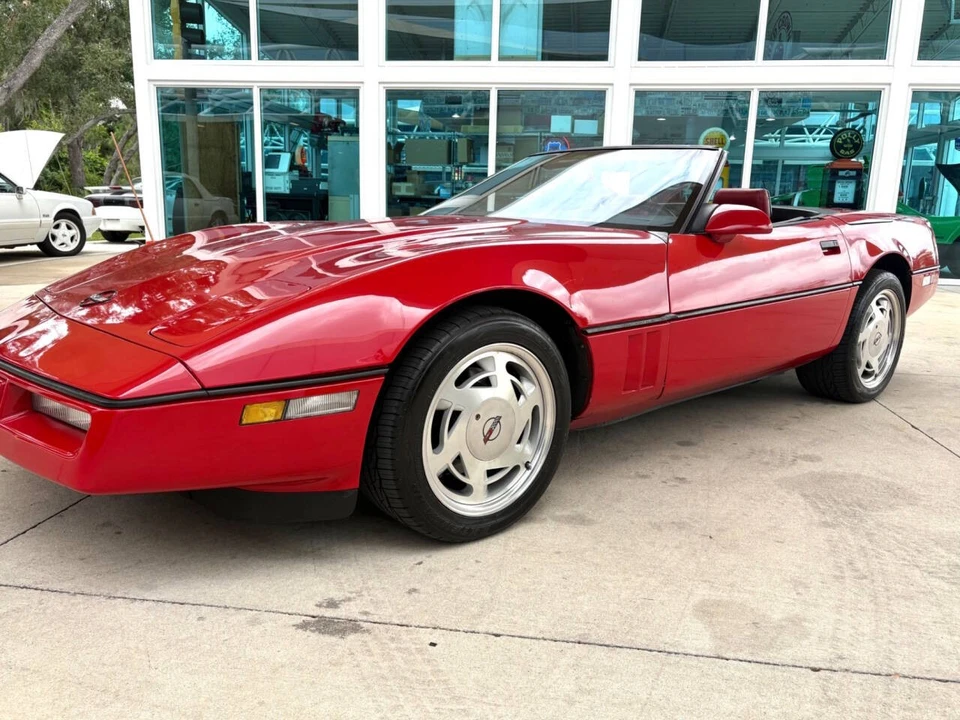 1988 Chevrolet Corvette C4 - Image 13 of 31