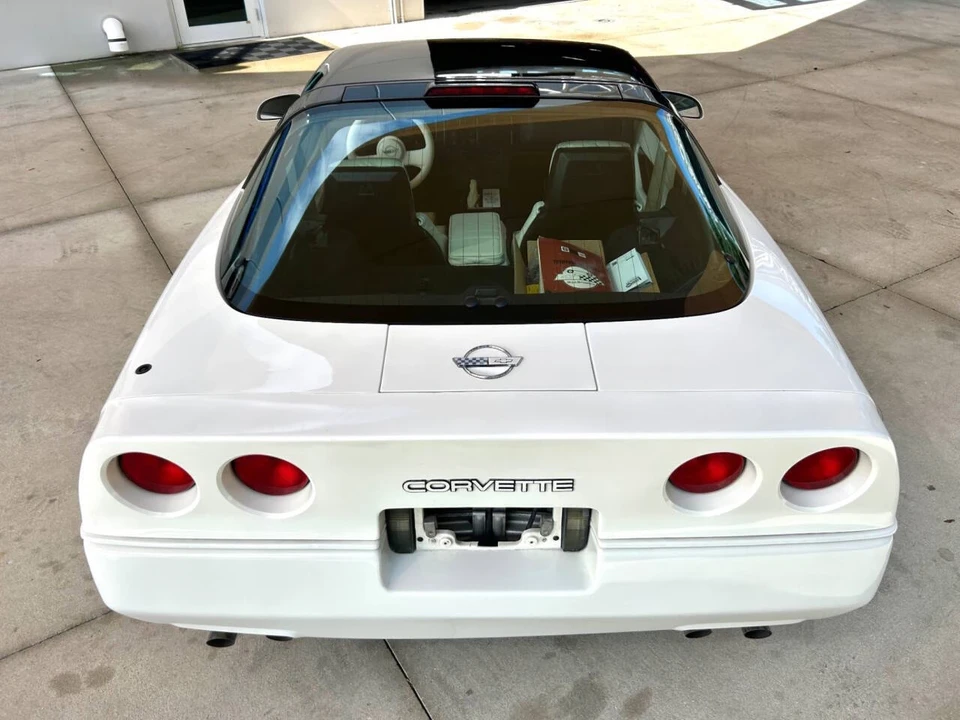 1988 Chevrolet Corvette C4 - Image 8 of 12