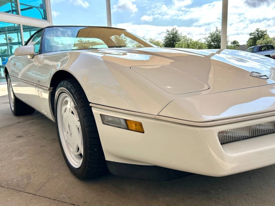 1988 Chevrolet Corvette C4 - Image 19 of 31