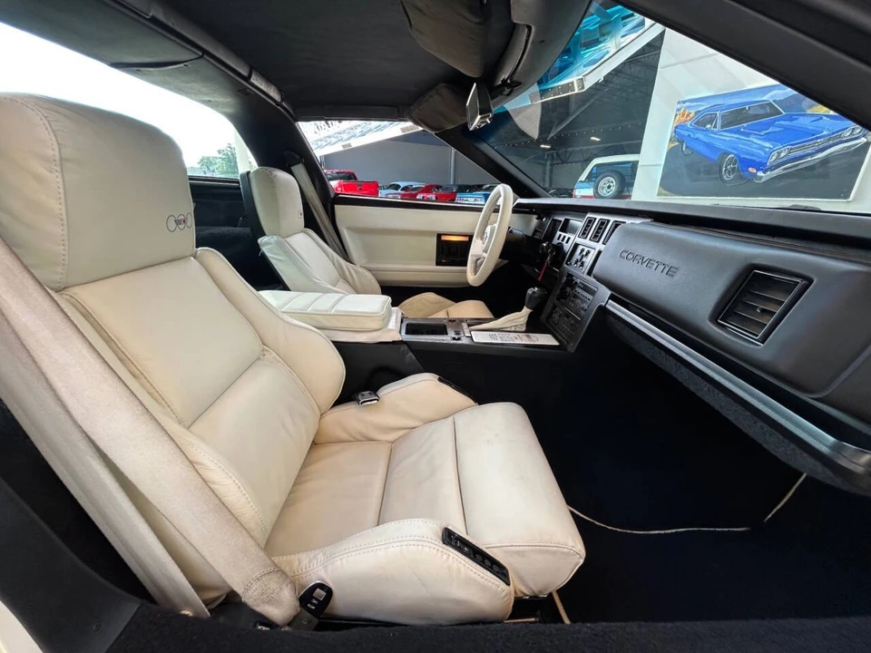1988 Chevrolet Corvette C4 - Image 31 of 31