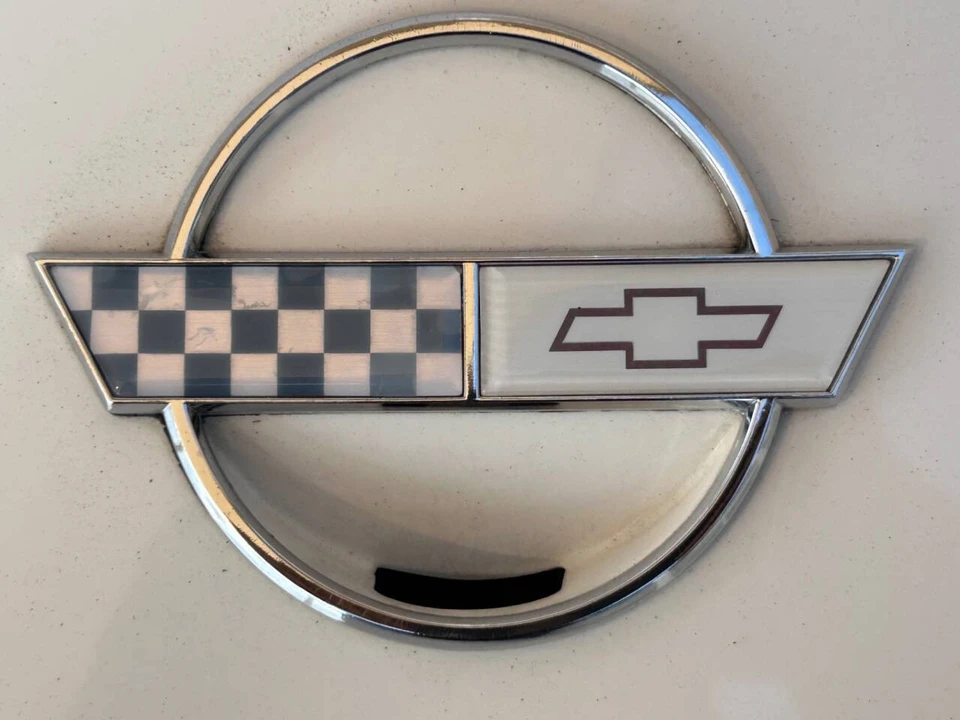1988 Chevrolet Corvette C4 - Image 22 of 31