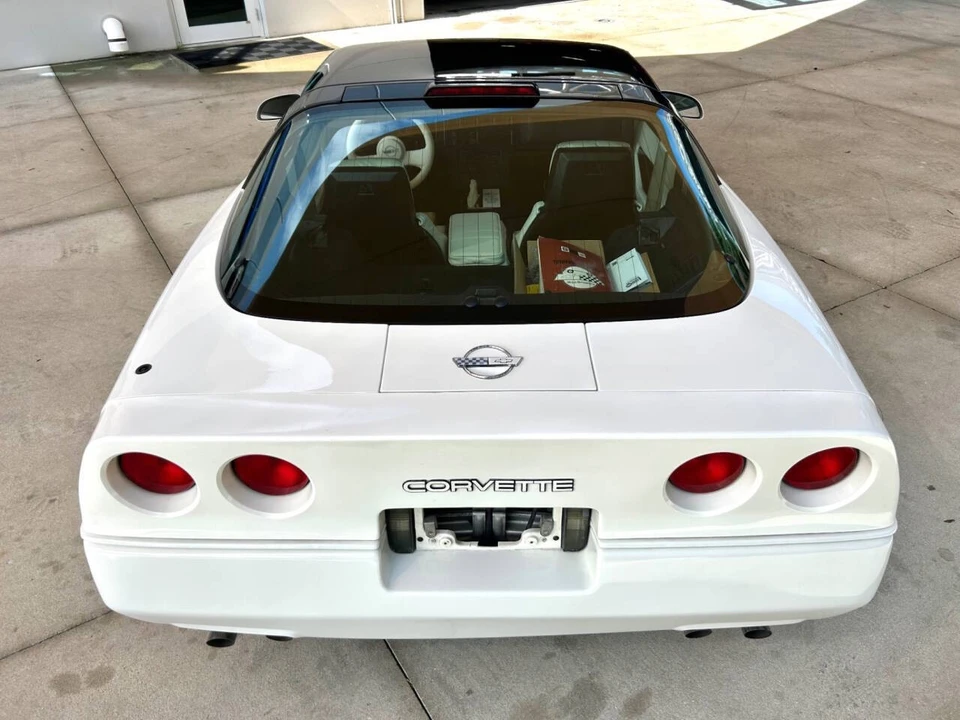 1988 Chevrolet Corvette C4 - Image 8 of 21