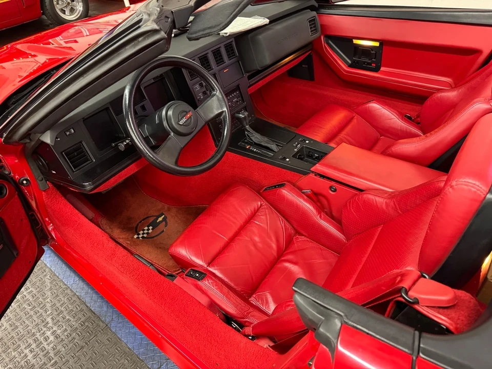 1988 Chevrolet Corvette C4 - Image 15 of 21