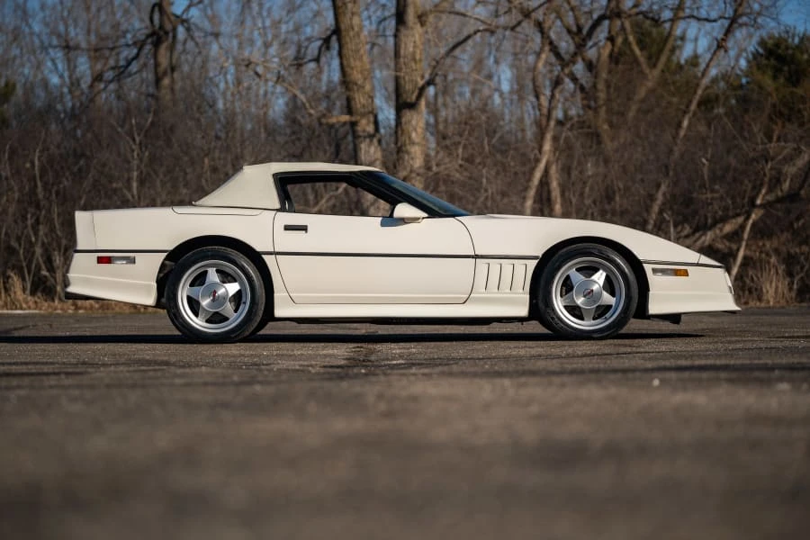 1988 Chevrolet Corvette C4 - Image 7 of 31