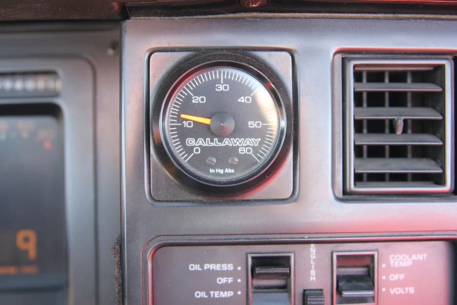 1988 Chevrolet Corvette Callaway - Image 11 of 14