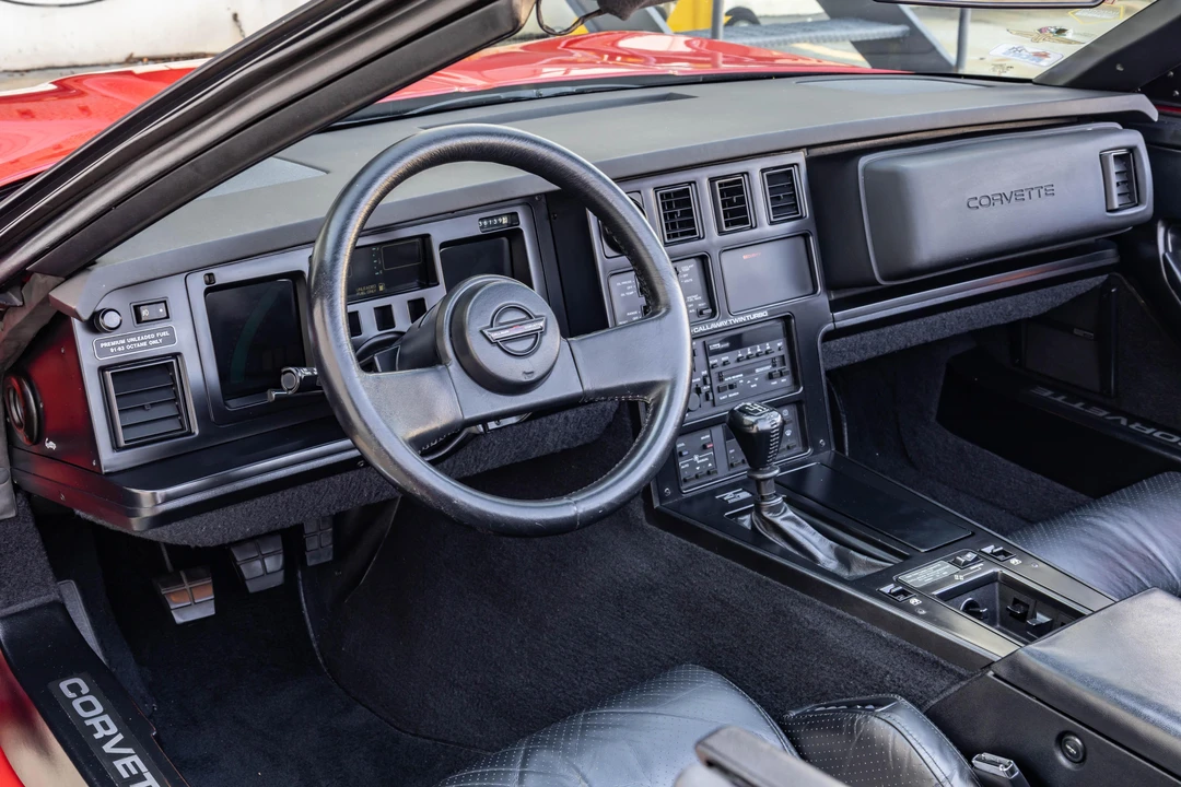 1988 Chevrolet Corvette C4 - Image 28 of 31