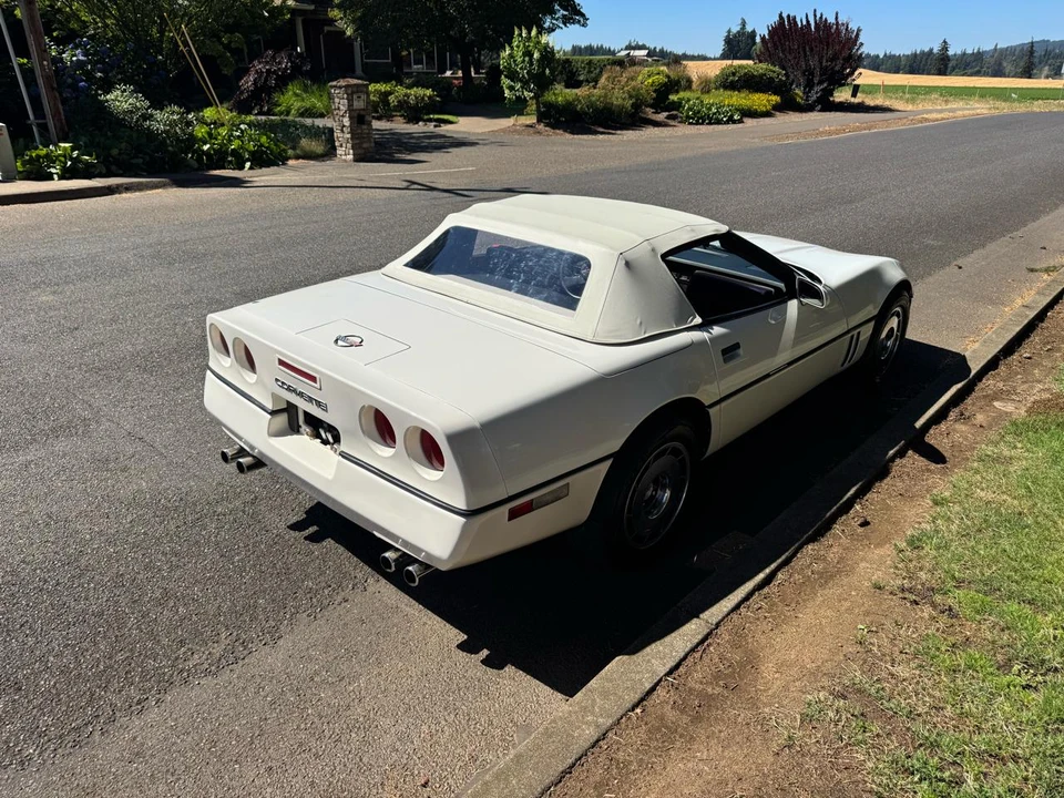 1988 Chevrolet Corvette C4 - Image 5 of 31