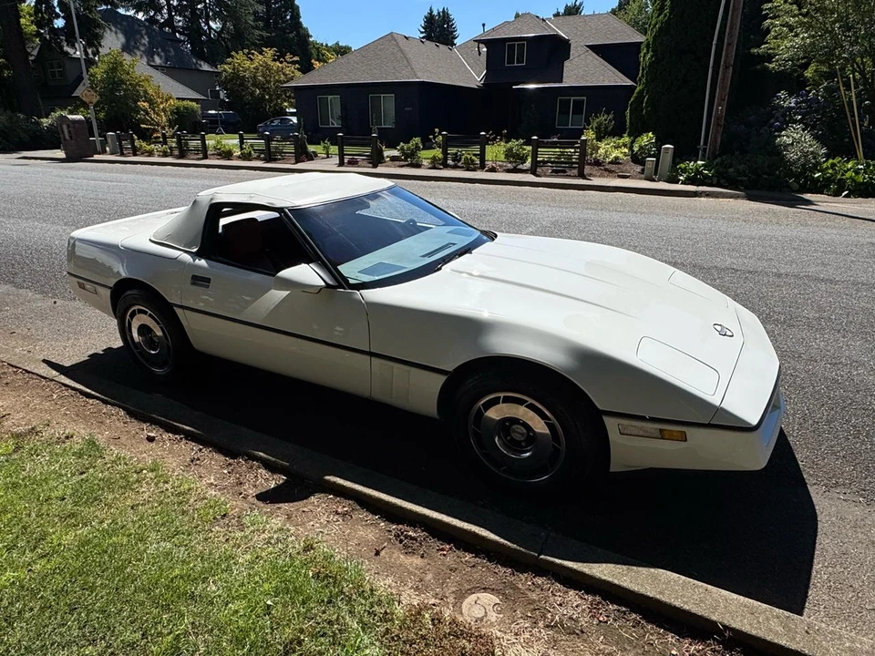 1988 Chevrolet Corvette C4 - Image 7 of 31