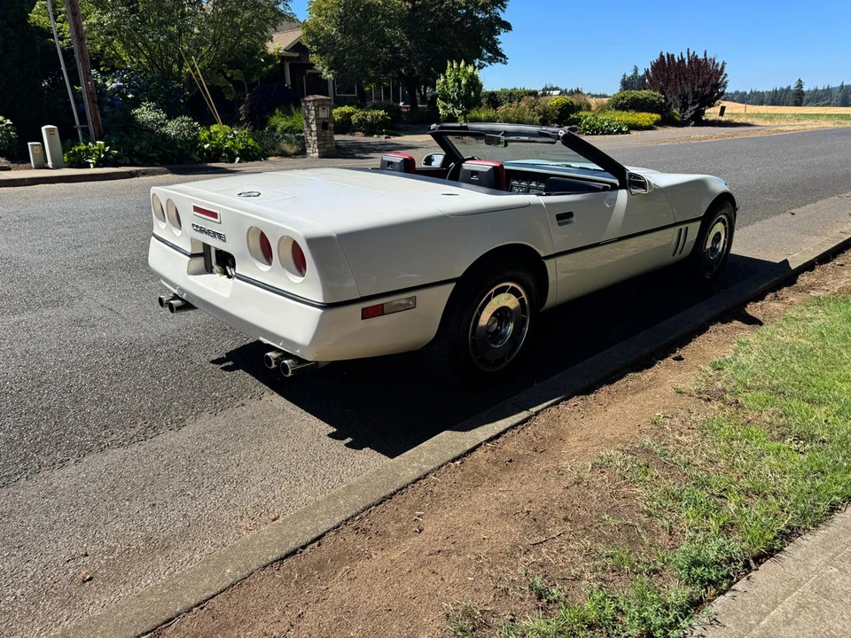 1988 Chevrolet Corvette C4 - Image 14 of 31