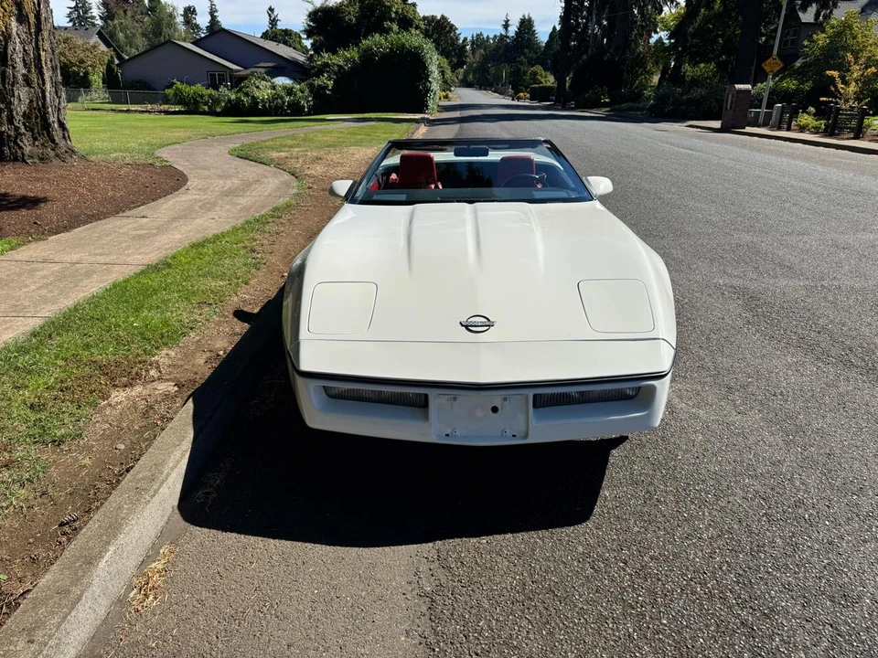 1988 Chevrolet Corvette C4 - Image 17 of 31