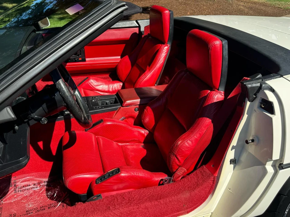1988 Chevrolet Corvette C4 - Image 18 of 31