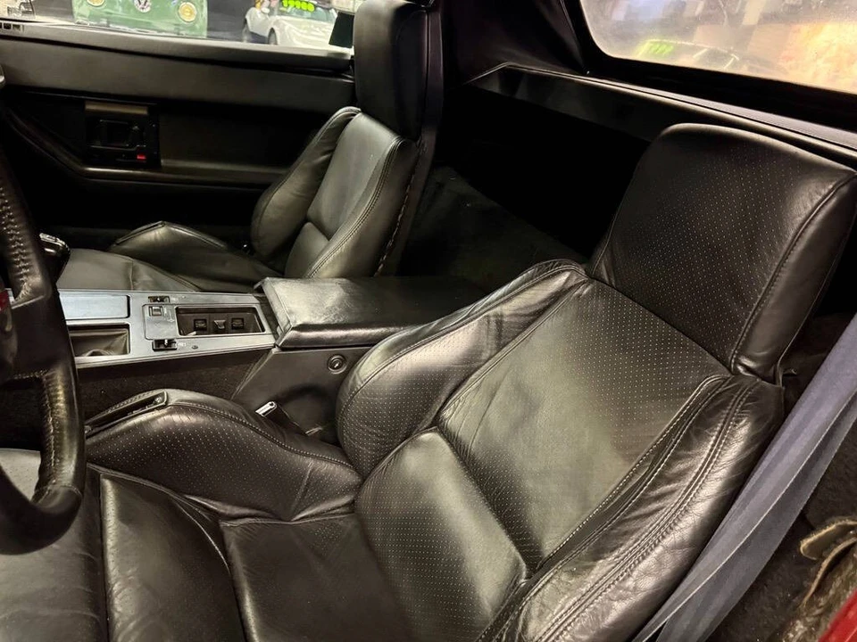 1988 Chevrolet Corvette C4 - Image 19 of 23