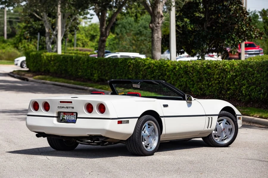 1988 Chevrolet Corvette C4 - Image 2 of 12