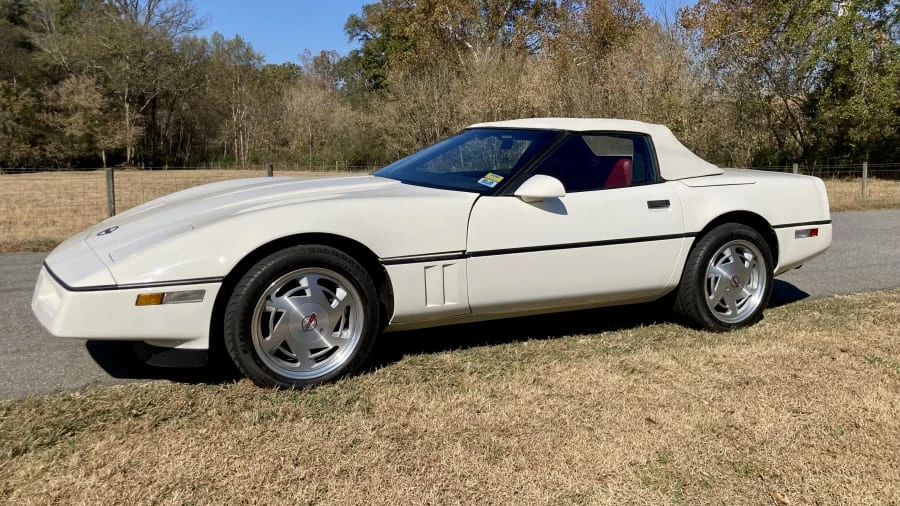 1988 Chevrolet Corvette C4 - Image 6 of 31