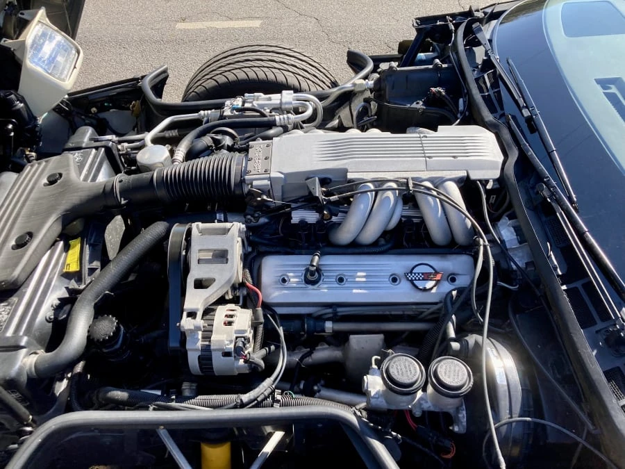 1988 Chevrolet Corvette C4 - Image 21 of 31