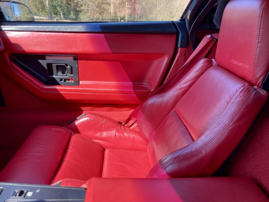 1988 Chevrolet Corvette C4 - Image 12 of 31