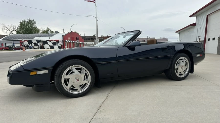 1988 Chevrolet Corvette C4 - Image 11 of 18