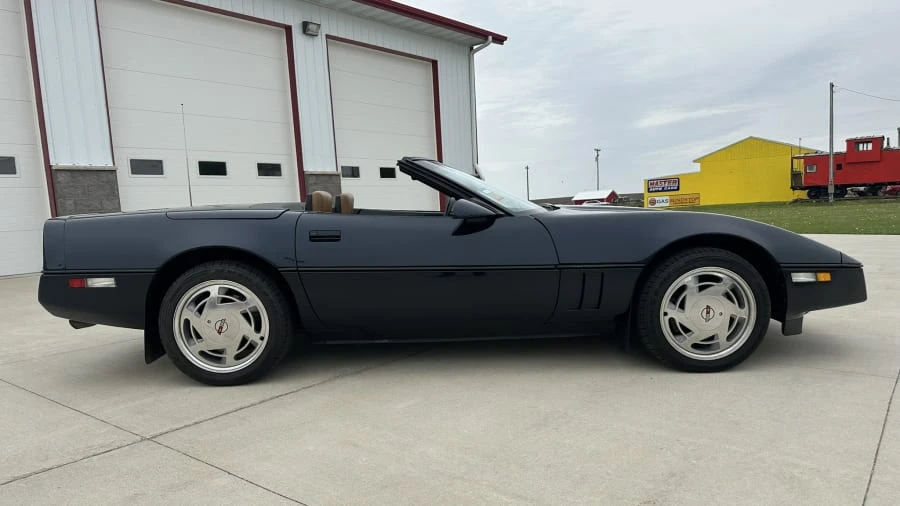 1988 Chevrolet Corvette C4 - Image 9 of 18