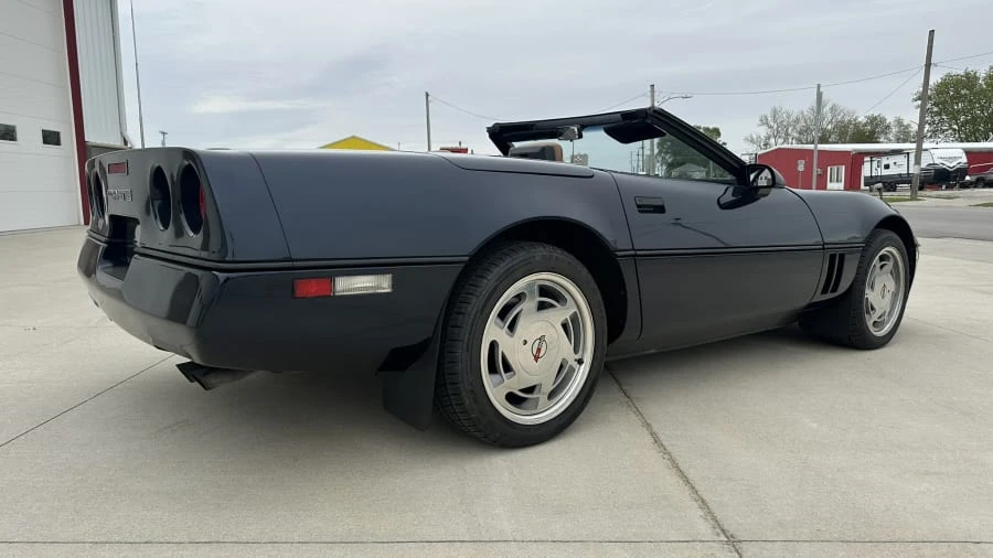 1988 Chevrolet Corvette C4 - Image 3 of 18