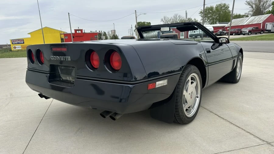 1988 Chevrolet Corvette C4 - Image 5 of 18